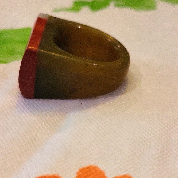 Size 10 Agate Ring - Picture 2 of 4